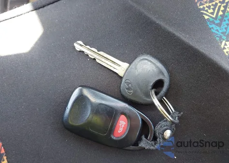 2008 Hyundai Elantra Gls/Se from USA, damaged, VIN KMHDU46D38U565494